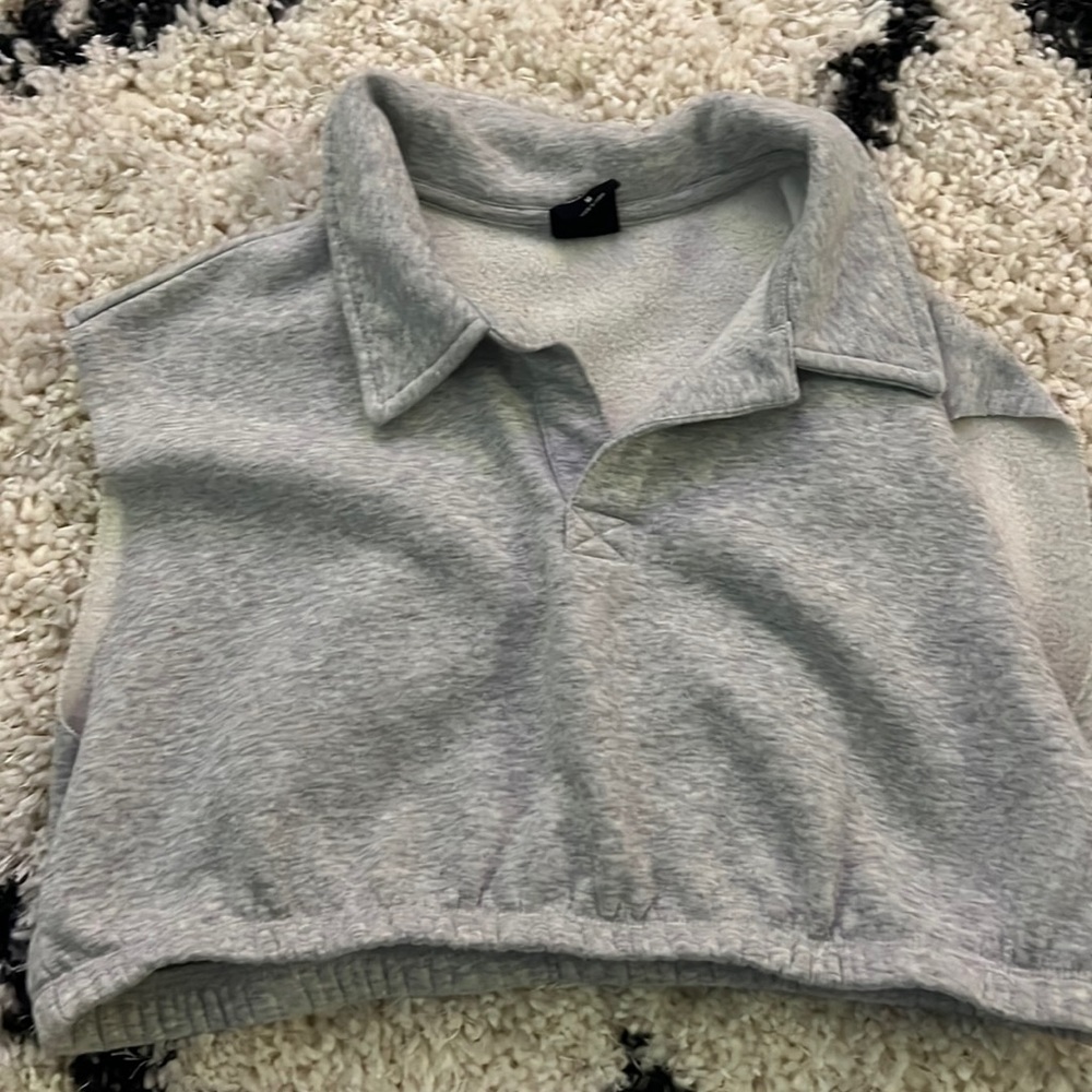 Worn like new, Pacsun top!